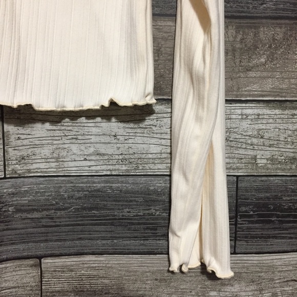 Dazy Button Front Blouse Top Women’s XL Off White Ruffled Accents Soft - Picture 6 of 11